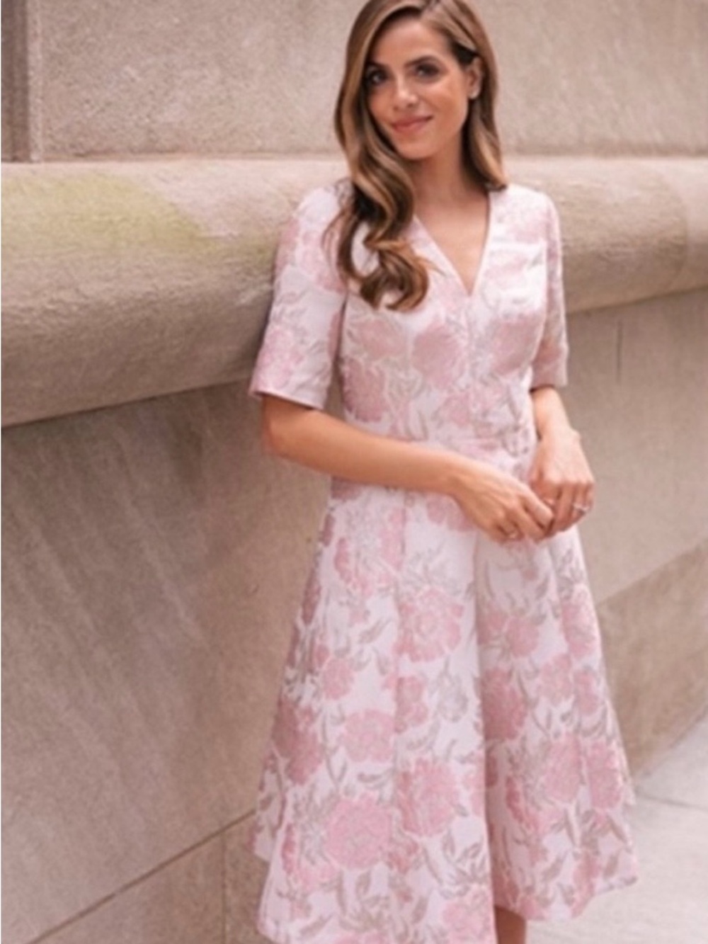 Gal Meets Glam Adair Dress - Picture 2 of 6